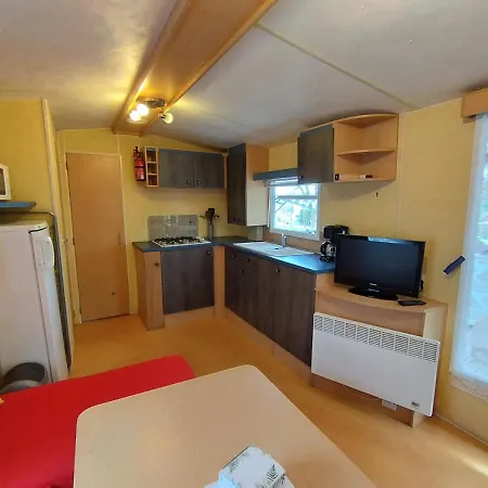 Mobil-home 5 Places Dans Camping Familial Κάμπινγκ *